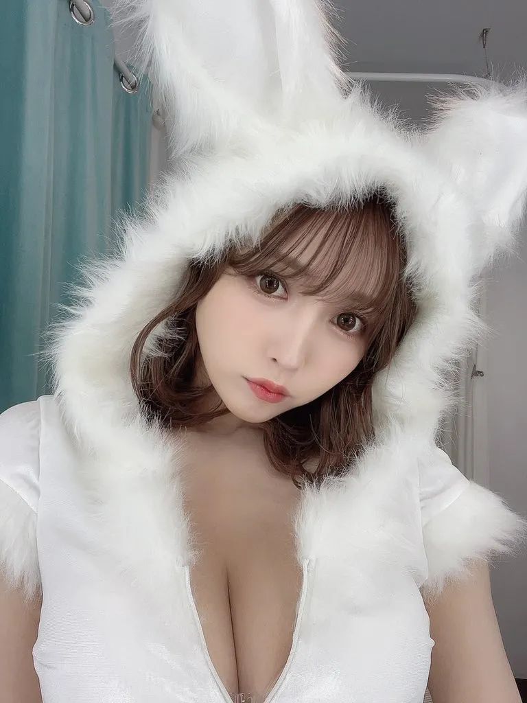 妹子窮的絲襪都破了！插圖36
