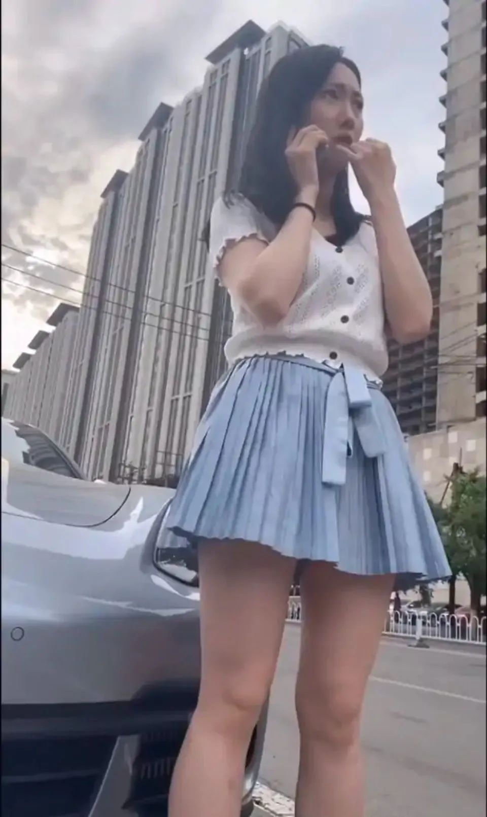 小姐姐?睡過站了，要不要叫醒她？插圖29