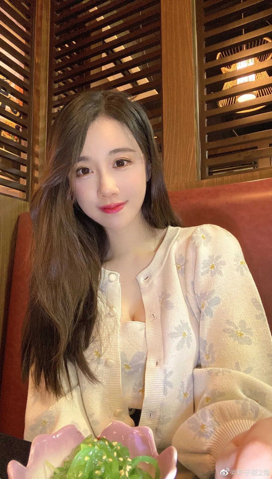 小姐姐?睡過站了，要不要叫醒她？插圖32