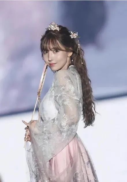 三上悠亞被漢服圈的妖魔鬼怪，噴慘了插圖2